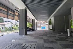Space 18 (D12), Warehouse #561137821